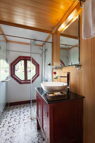 Imagen de la habitación del Hotel Halong Royal Palace Cruise. Foto 4