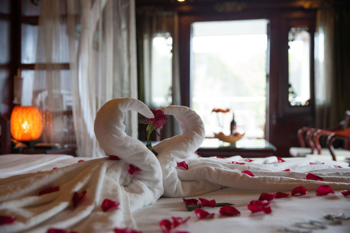 Imagen de la habitación del Hotel Halong Royal Palace Cruise. Foto 10