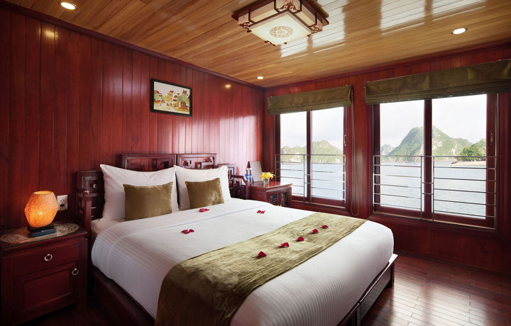 Imagen de la habitación del Hotel Halong Royal Palace Cruise. Foto 14