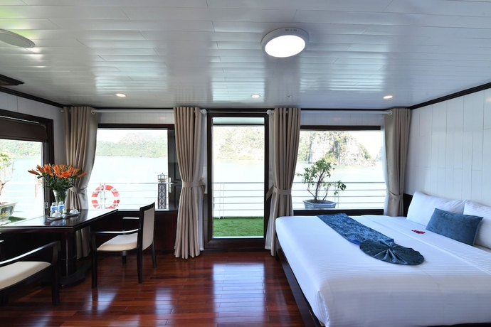 Imagen de la habitación del Hotel Halong Sapphire Cruise. Foto 4
