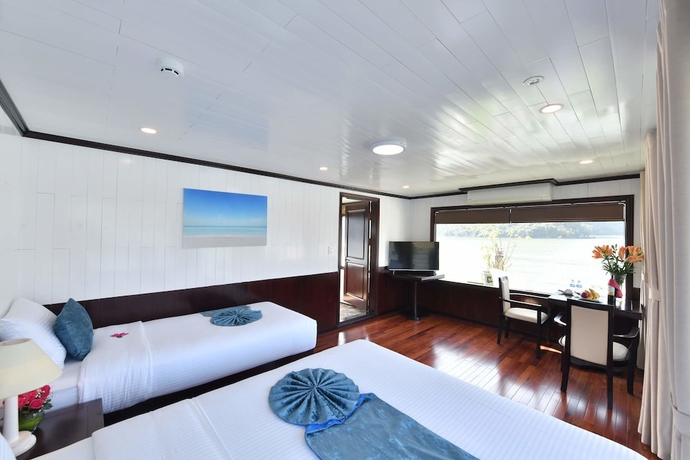 Imagen de la habitación del Hotel Halong Sapphire Cruise. Foto 5