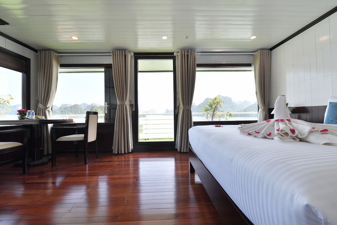 Imagen de la habitación del Hotel Halong Sapphire Cruise. Foto 12