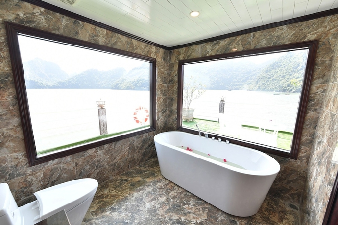 Imagen de la habitación del Hotel Halong Sapphire Cruise. Foto 17