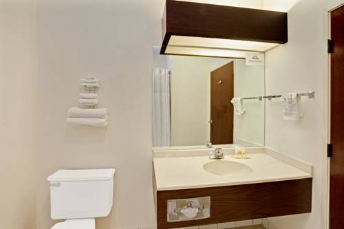 Imagen de la habitación del Hotel Halsted Inn and Suites Harvey - Chicago Southland. Foto 8
