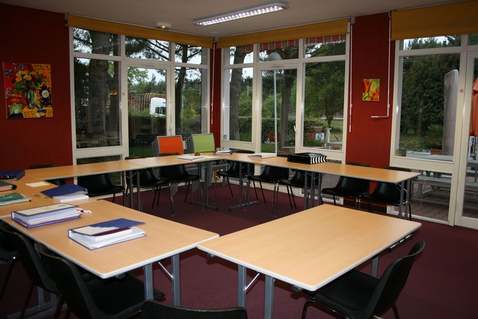 Imagen de los interiores del Hotel Halt. Foto 15