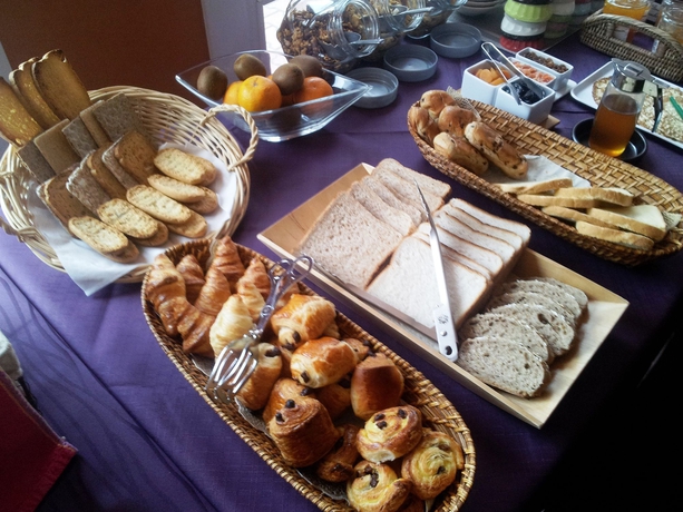 Imagen del bar/restaurante del Hotel Halt. Foto 4