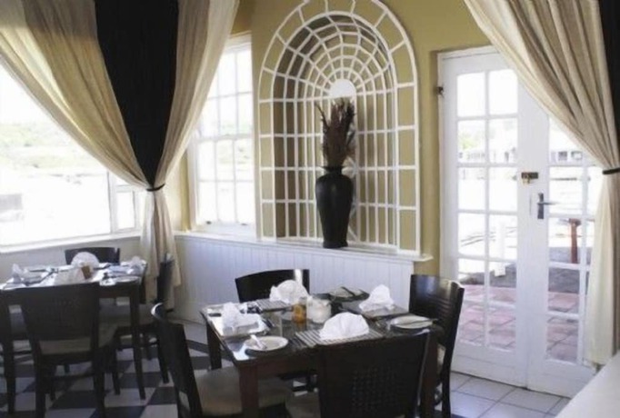 Imagen del bar/restaurante del Hotel Halyards Hotel And Spa. Foto 7