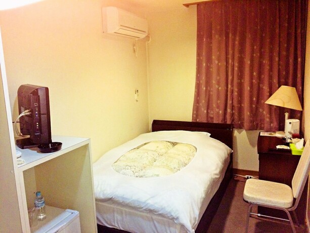 Imagen de la habitación del Hotel Hamasaka Onsen Totoya. Foto 14