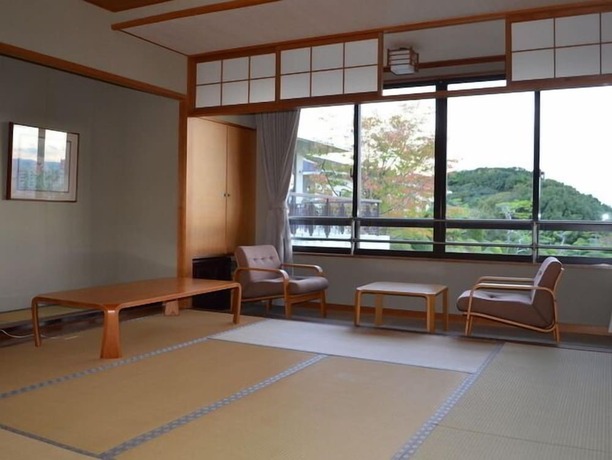 Imagen de la habitación del Hotel Hamayu Kuroshio Sanso. Foto 9