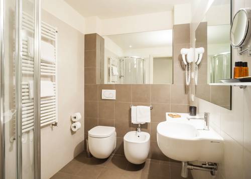 Imagen de la habitación del Hotel Hambros Il Parco. Foto 14