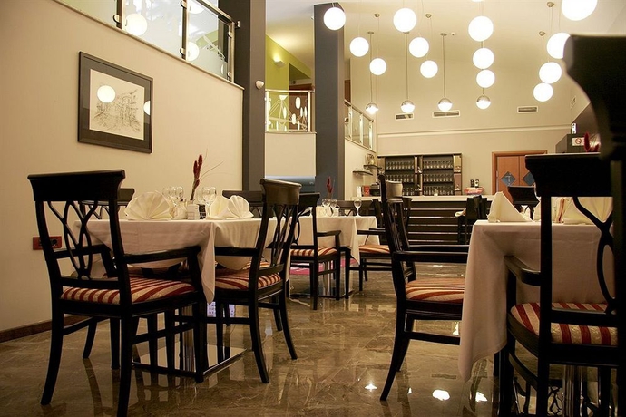 Imagen de los interiores del Hotel Hamburg. Foto 12