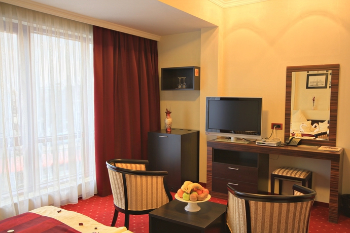 Imagen de la habitación del Hotel Hamburg, SKOPJE. Foto 5