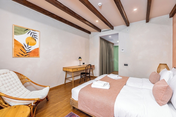 Imagen de la habitación del Hotel Hameau Mukhrani. Foto 11