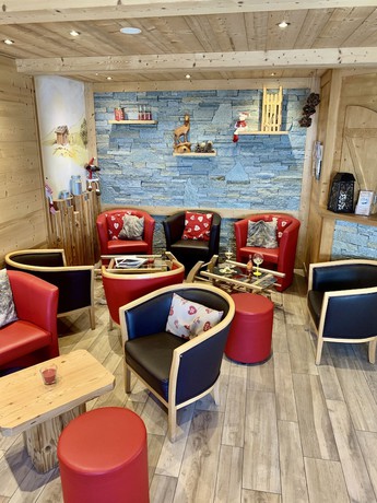 Imagen de los interiores del Hotel Hameau des Prodains - H&ocirc;tel. Foto 20