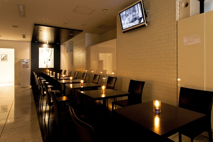 Imagen de los interiores del Hotel Hamilton Black. Foto 18