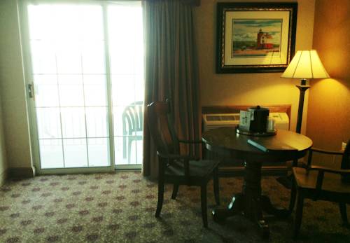 Imagen de la habitación del Hotel Hamilton Inn Select Beachfront. Foto 14