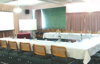Imagen de los interiores del Hotel Hamilton Motor Inn. Foto 6