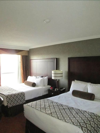Imagen de la habitación del Hotel Hamilton Plaza and Conference Center. Foto 4