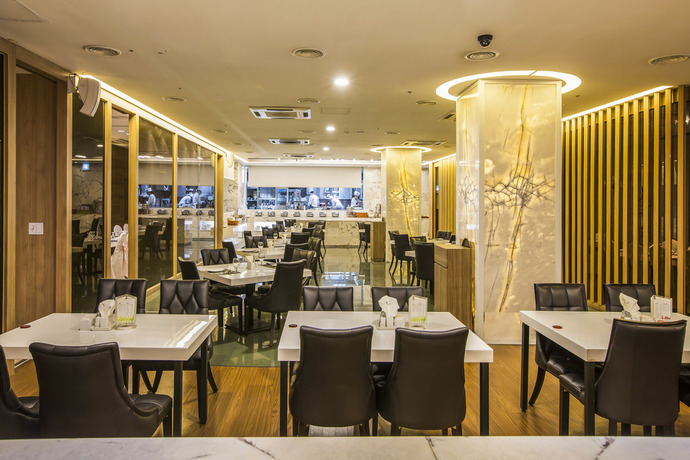 Imagen del bar/restaurante del Hotel Hamilton, Yongsan-Gu. Foto 3