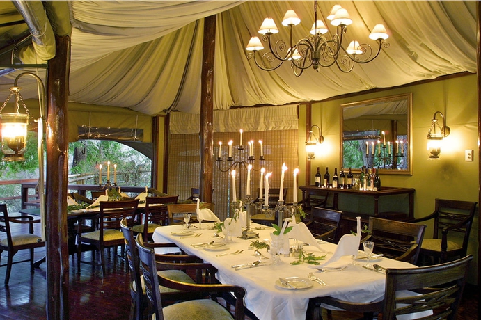 Imagen del bar/restaurante del Hotel Hamiltons Tented Camp. Foto 5