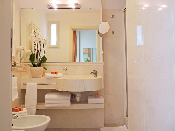 Imagen de la habitación del Hotel Hamiltown. Foto 13