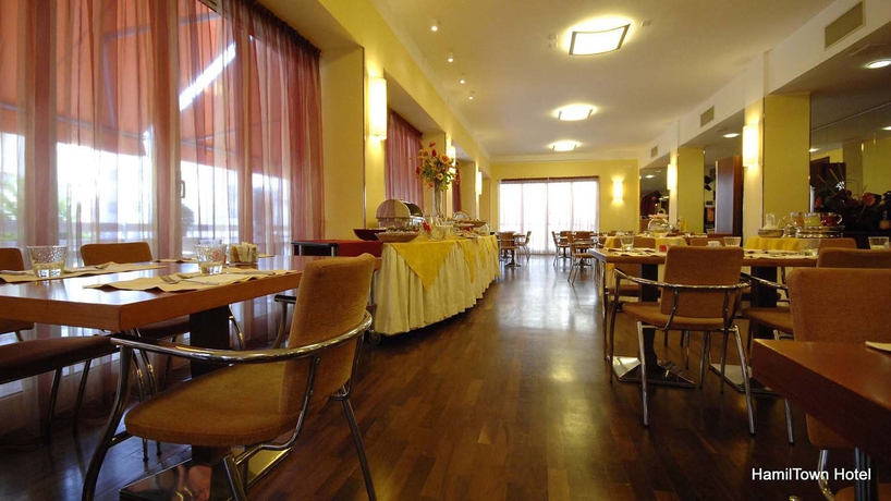 Imagen del bar/restaurante del Hotel Hamiltown. Foto 7