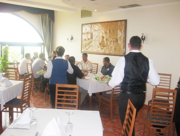 Imagen del bar/restaurante del Hotel Hammamet Alger. Foto 5