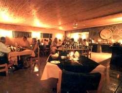 Imagen del bar/restaurante del Hotel Hammerstein Lodge. Foto 1