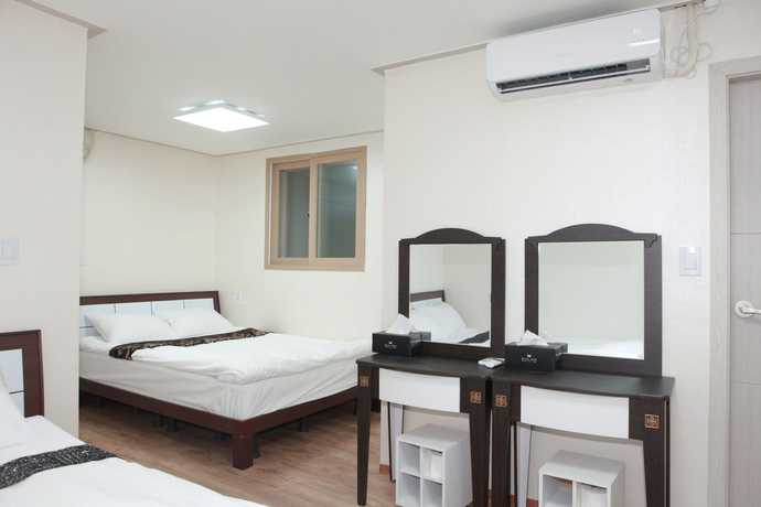 Imagen de la habitación del Hotel Hamory Guesthouse. Foto 14