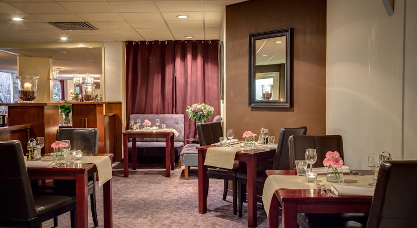 Imagen del bar/restaurante del Hotel Hampshire Hotel De Eese. Foto 3