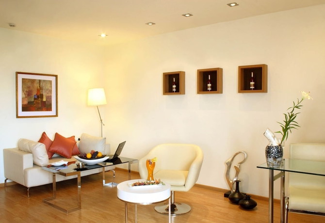 Imagen de la habitación del Hotel Hampshire Plaza Hyderabad. Foto 11