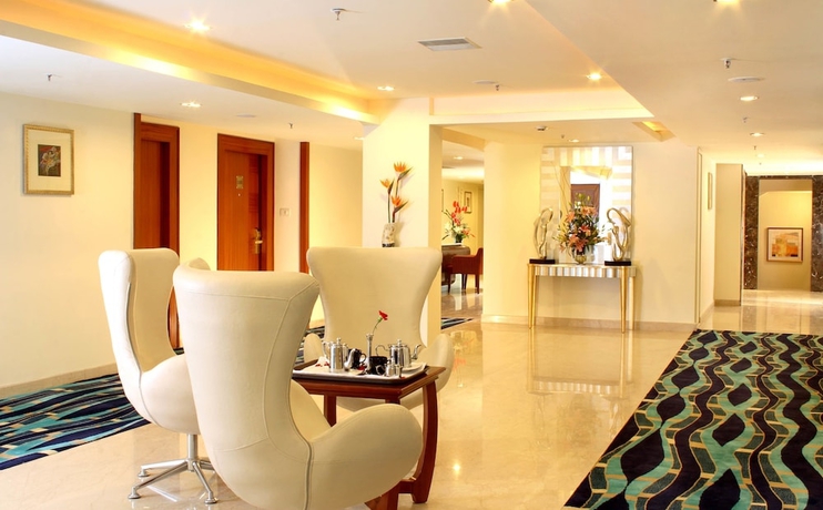 Imagen de los interiores del Hotel Hampshire Plaza Hyderabad. Foto 17