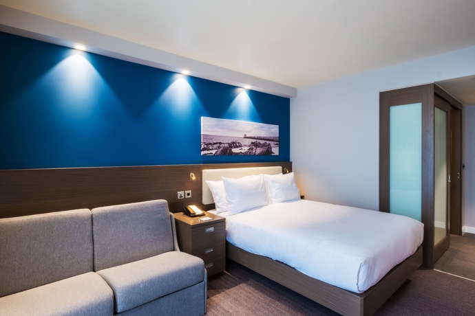 Imagen de la habitación del Hotel Hampton By Hilton Aberdeen Westhill. Foto 7
