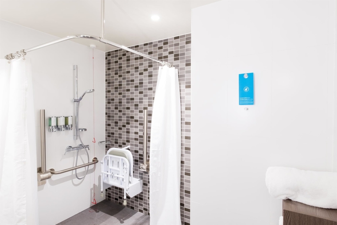 Imagen de la habitación del Hotel Hampton By Hilton Aberdeen Westhill. Foto 9