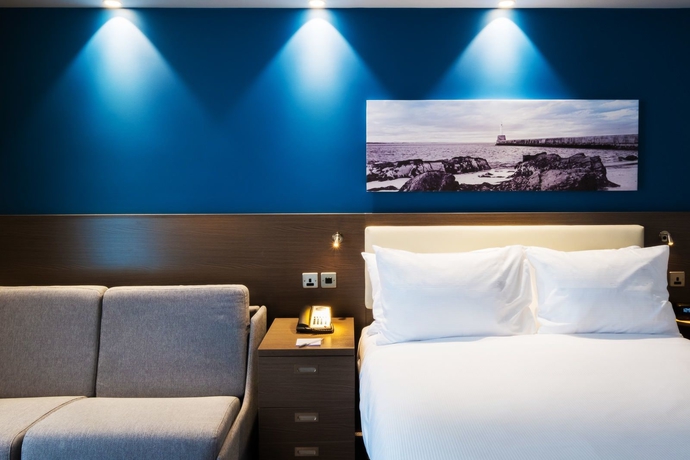 Imagen de la habitación del Hotel Hampton By Hilton Aberdeen Westhill. Foto 12