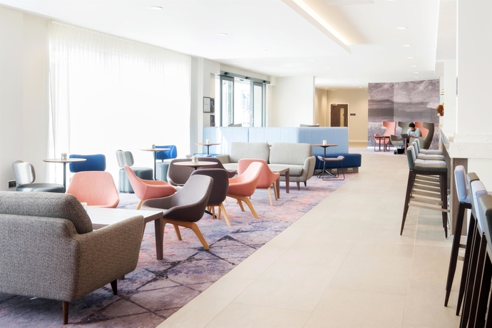 Imagen de los interiores del Hotel Hampton By Hilton Aberdeen Westhill. Foto 17