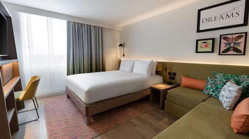 Imagen de la habitación del Hotel Hampton By Hilton Alicante Airport. Foto 1