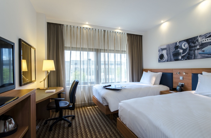 Imagen de la habitación del Hotel Hampton By Hilton Amsterdam Airport Schiphol. Foto 8