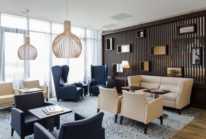 Imagen de los interiores del Hotel Hampton By Hilton Amsterdam Airport Schiphol. Foto 14