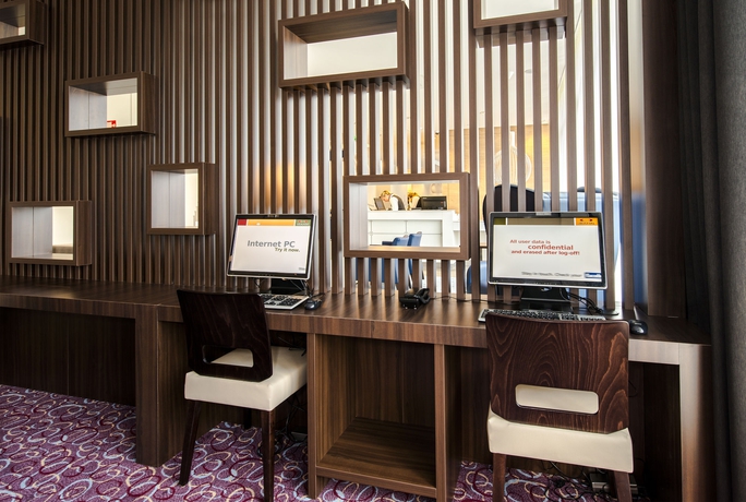 Imagen de los interiores del Hotel Hampton By Hilton Amsterdam Airport Schiphol. Foto 15