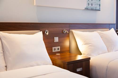 Imagen de la habitación del Hotel Hampton By Hilton Amsterdam Centre East. Foto 3