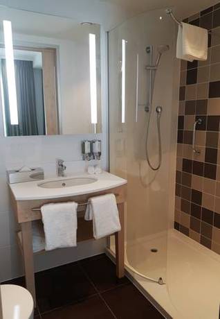 Imagen de la habitación del Hotel Hampton By Hilton Antwerp Central Station. Foto 9