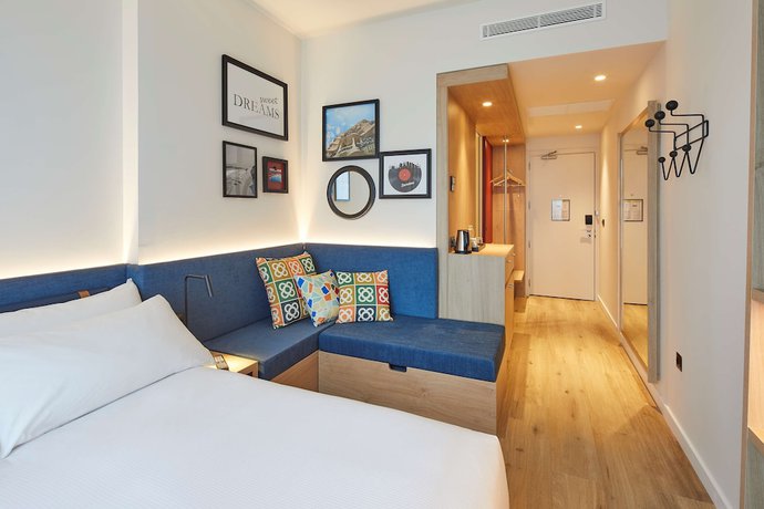 Imagen de la habitación del Hotel Hampton By Hilton Barcelona Fira Gran Via. Foto 2