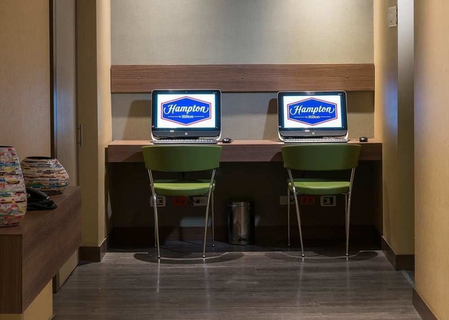 Imagen de los interiores del Hotel Hampton By Hilton Barranquilla. Foto 14