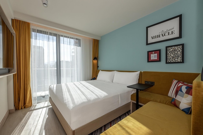 Imagen de la habitación del Hotel Hampton By Hilton Batumi Center. Foto 11