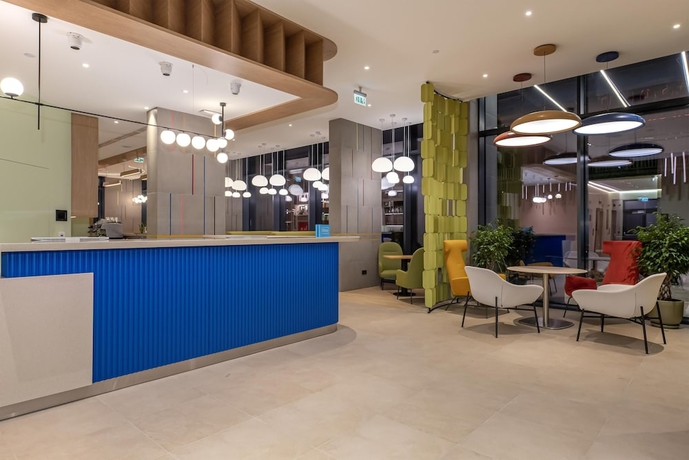 Imagen de los interiores del Hotel Hampton By Hilton Batumi Center. Foto 16