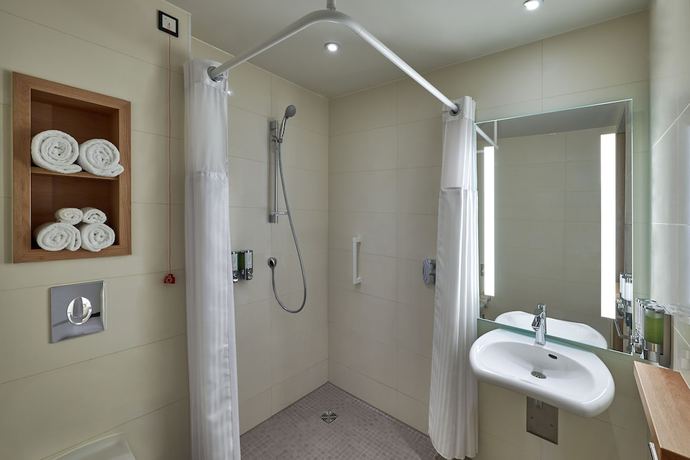 Imagen de los interiores del Hotel Hampton By Hilton Berlin City Centre Alexanderplatz. Foto 17