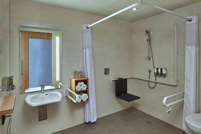 Imagen de los interiores del Hotel Hampton By Hilton Berlin City Centre Alexanderplatz. Foto 20