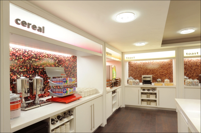 Imagen del bar/restaurante del Hotel Hampton By Hilton Birmingham Broad Street. Foto 4