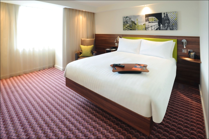 Imagen de la habitación del Hotel Hampton By Hilton Birmingham Broad Street. Foto 9